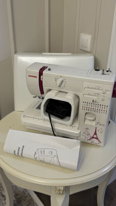 Швейная машинка Janome
