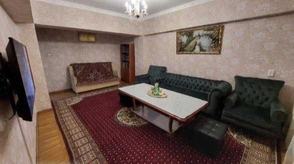Продаю квартиру на Цум Космонавты Ойбек
