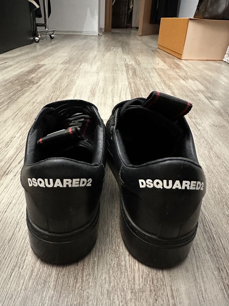 Обувки Dsquared