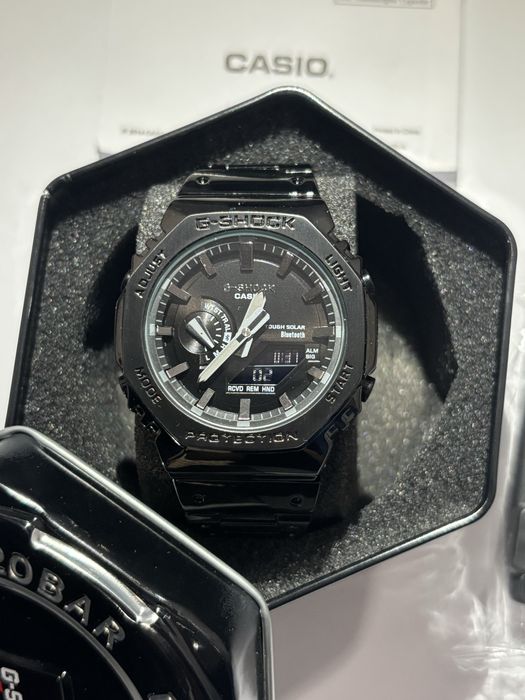 CASIO G-Shock GM-2100