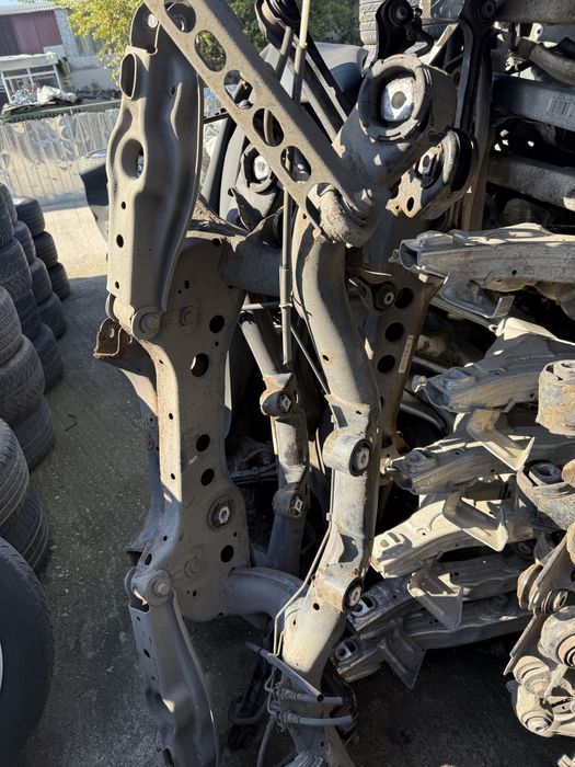 Punte spate cadru punte spate bmw e90 e91 e92 e93 e87 e81