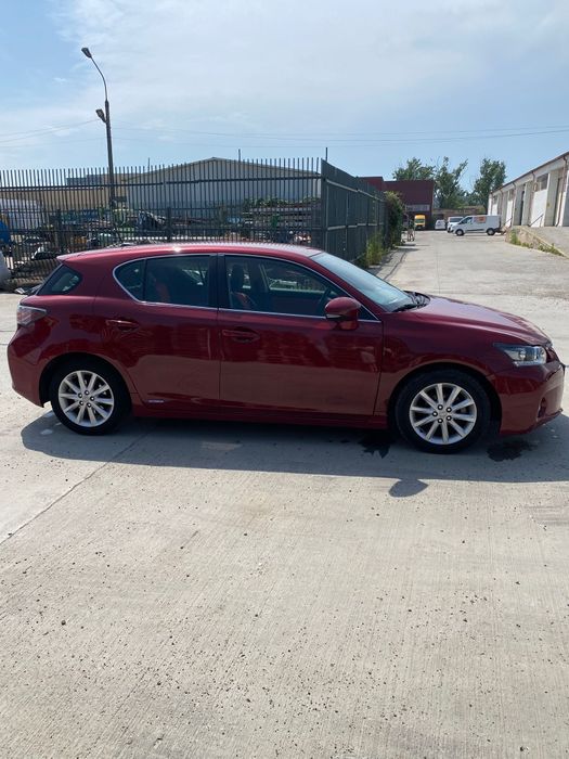 Lexus CT200h 2013