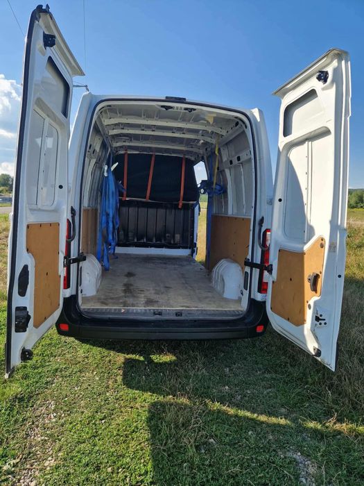 Renault Master Van