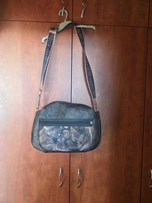 Чанта на Anekke.