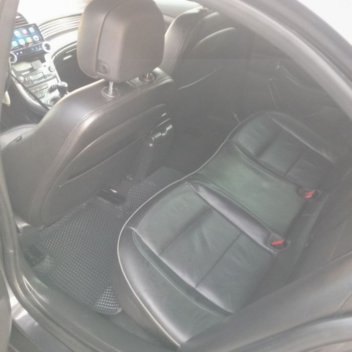 Малибу 2014 срочно  придётся