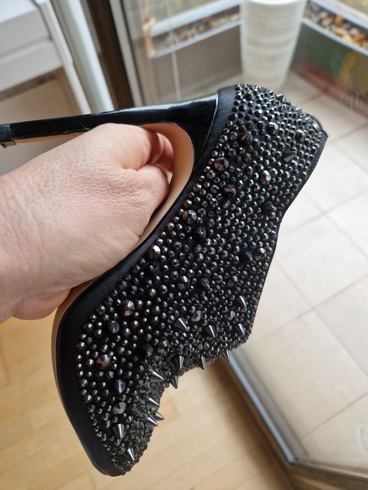 Екстравагантни обувки Karen Millen р-р  36-37