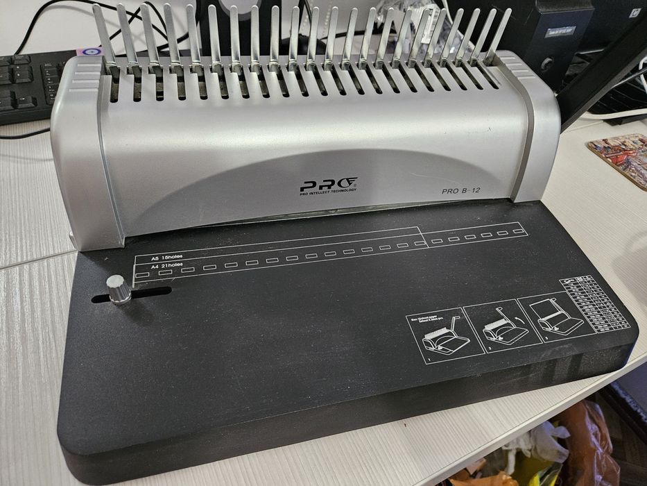 Сшиватель бумаги (переплётчик на  пластмассовую пружину)