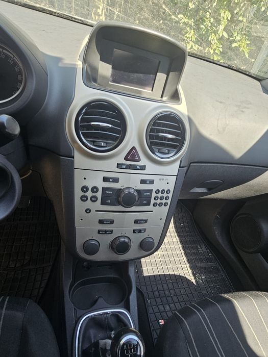 Dezmembrez opel corsa D 1.3 cdti