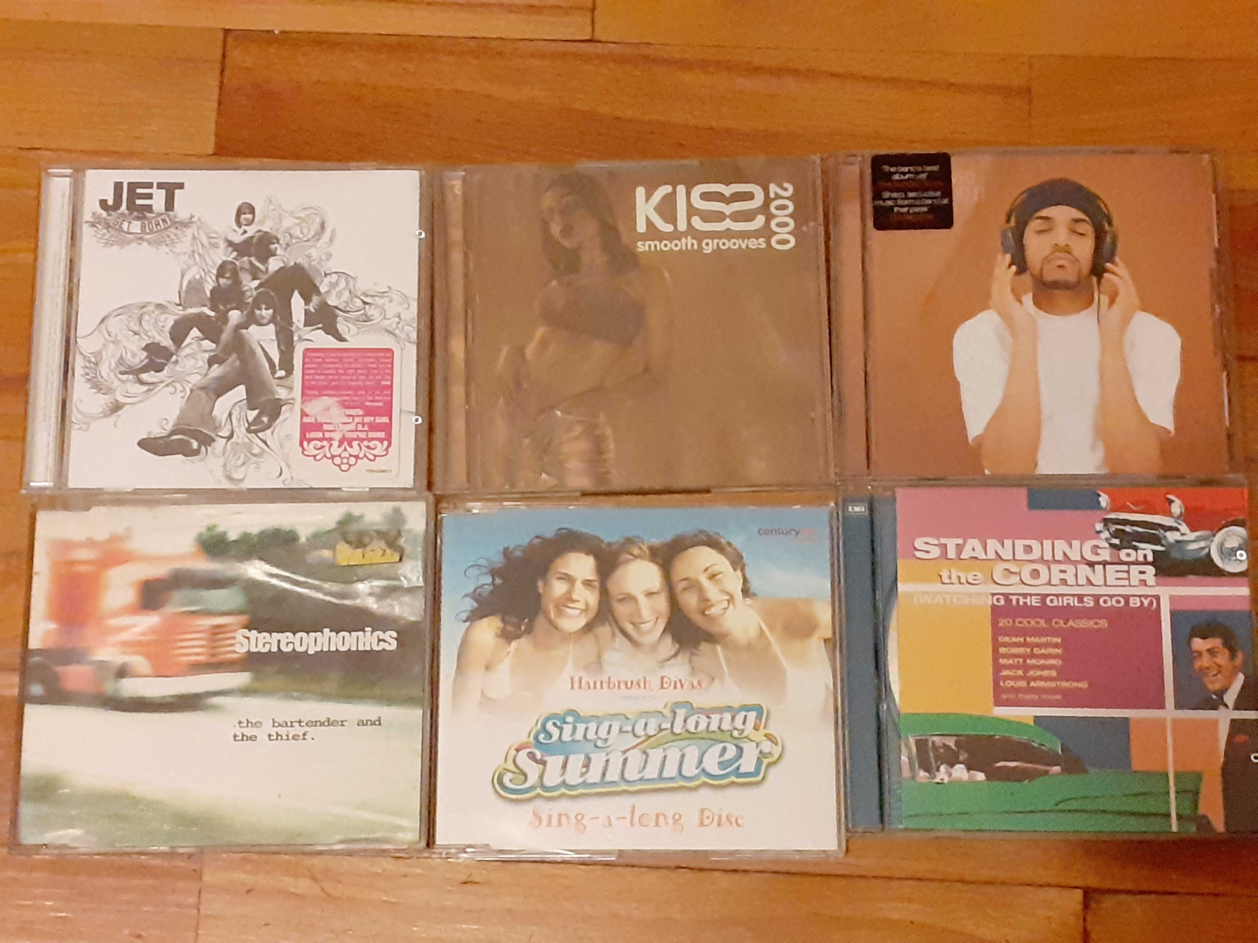 80 броя оригинални дискове (CD) с английска музика