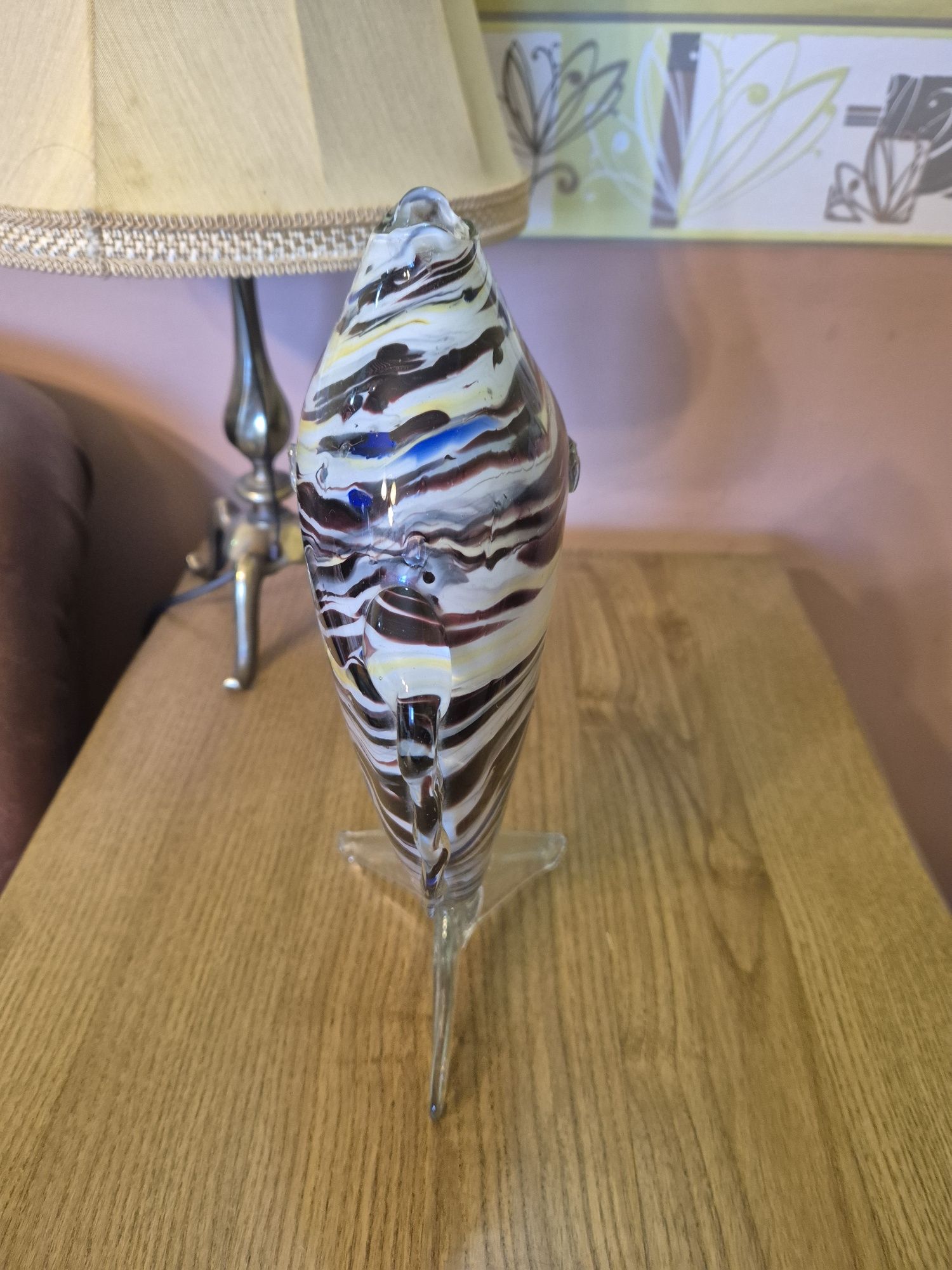 Peṣte sticlă colorata