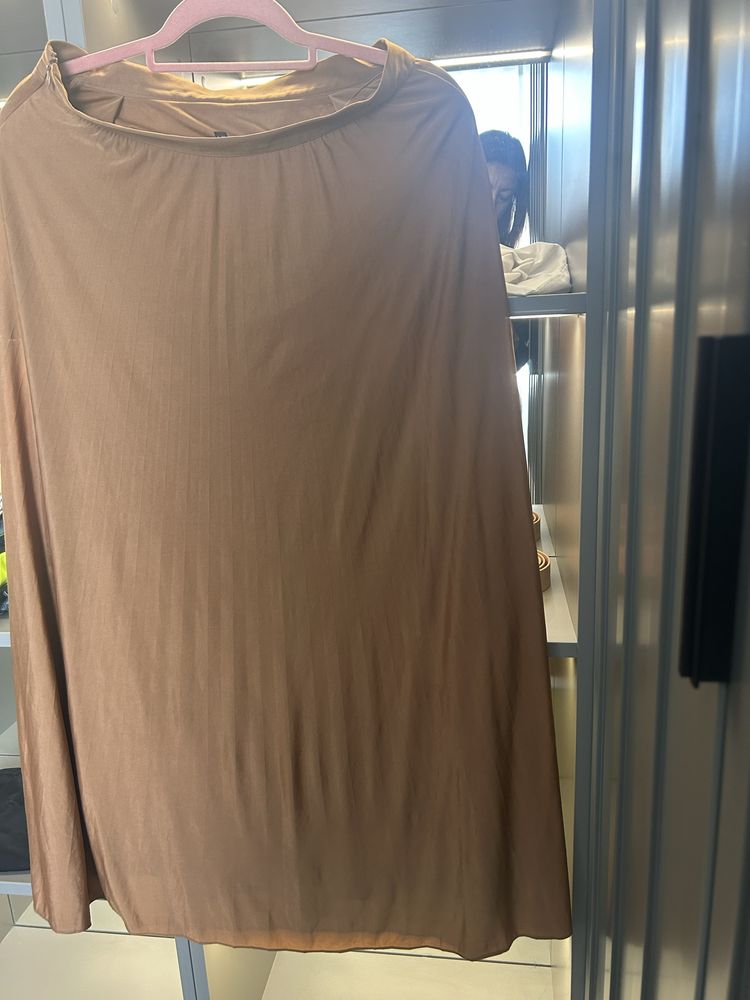 Пола Massimo Dutti