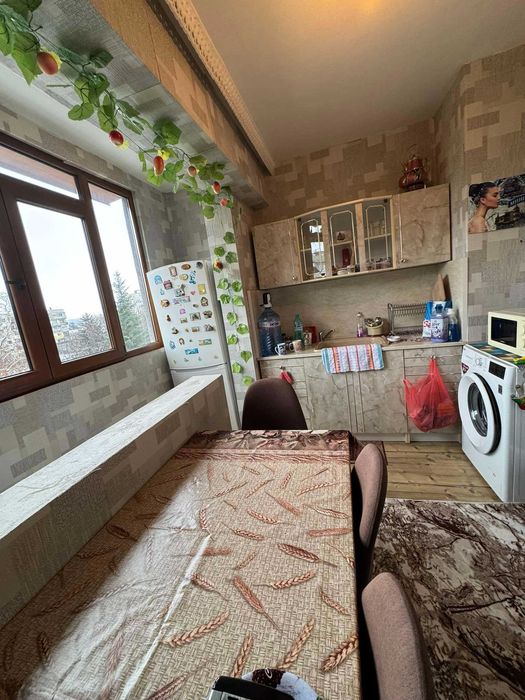 Продава се Тристаен апартамент в Търговище, Запад 2 - 70 кв.м за 1130 €/кв.м - Снимка #6