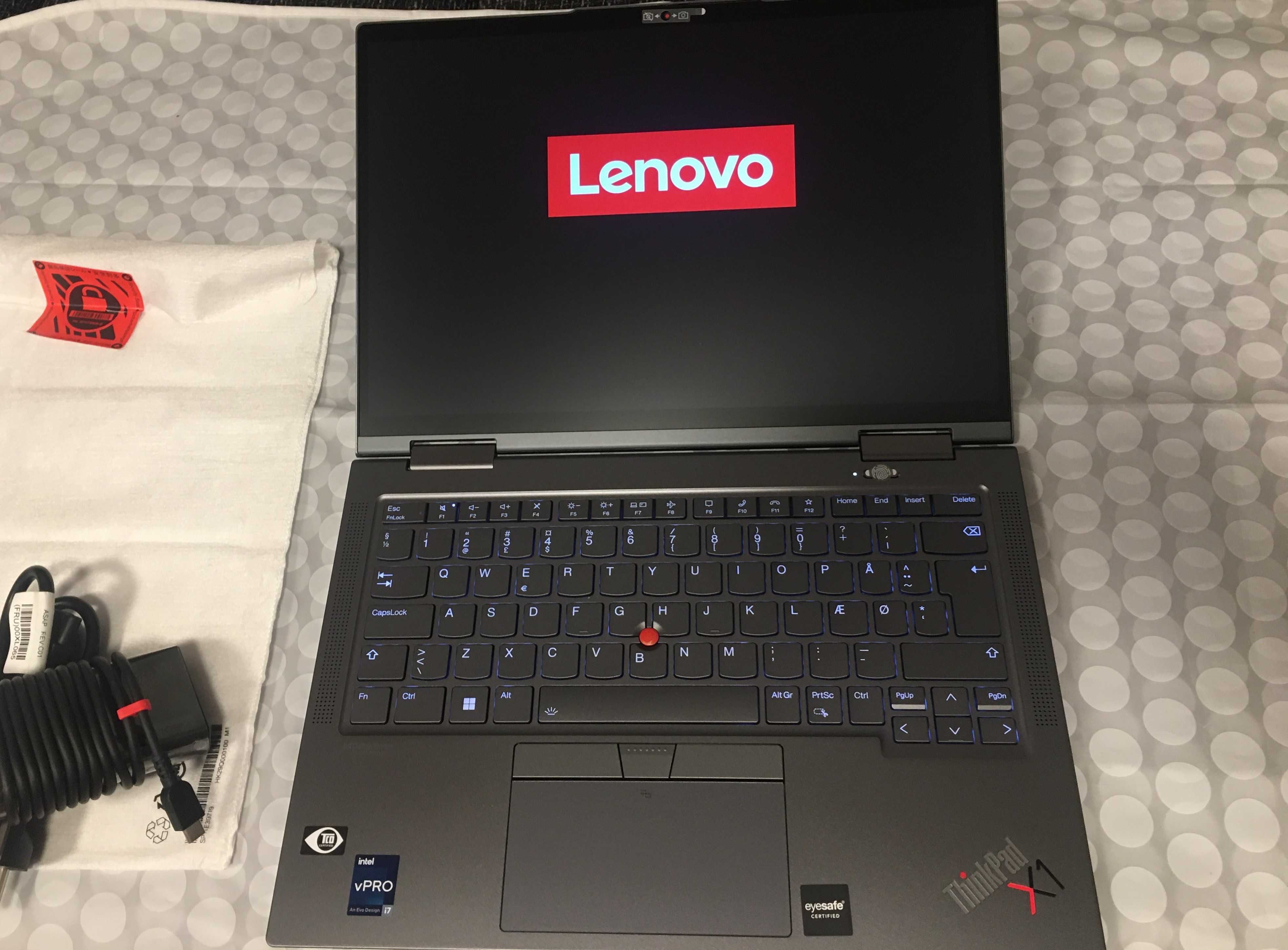 Lenovo ThinkPad X1 Yoga 7 Gen 14"IPS, i7 1265U 16/512NVMe Гаранция 3г!