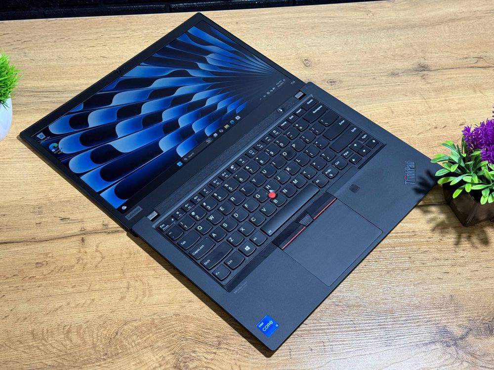 Lenovo T14 i5-1135G7 / 16 / 512 GB SSD NVMe