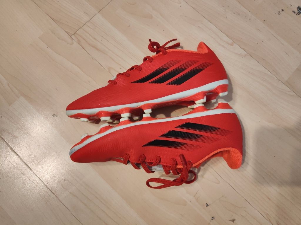 Бутонки Адидас Adidas.