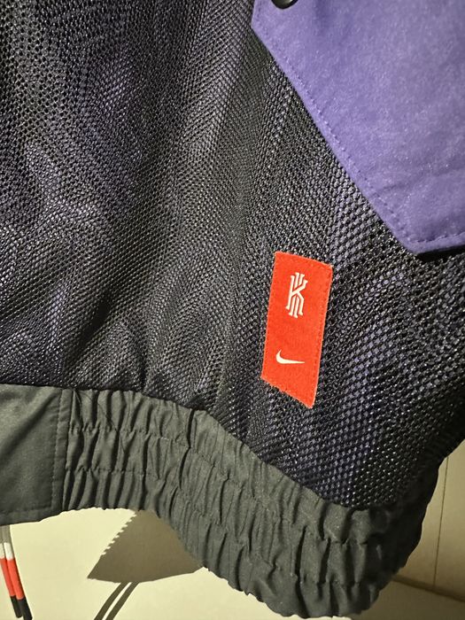 Geacă Nike Kyrie Irving