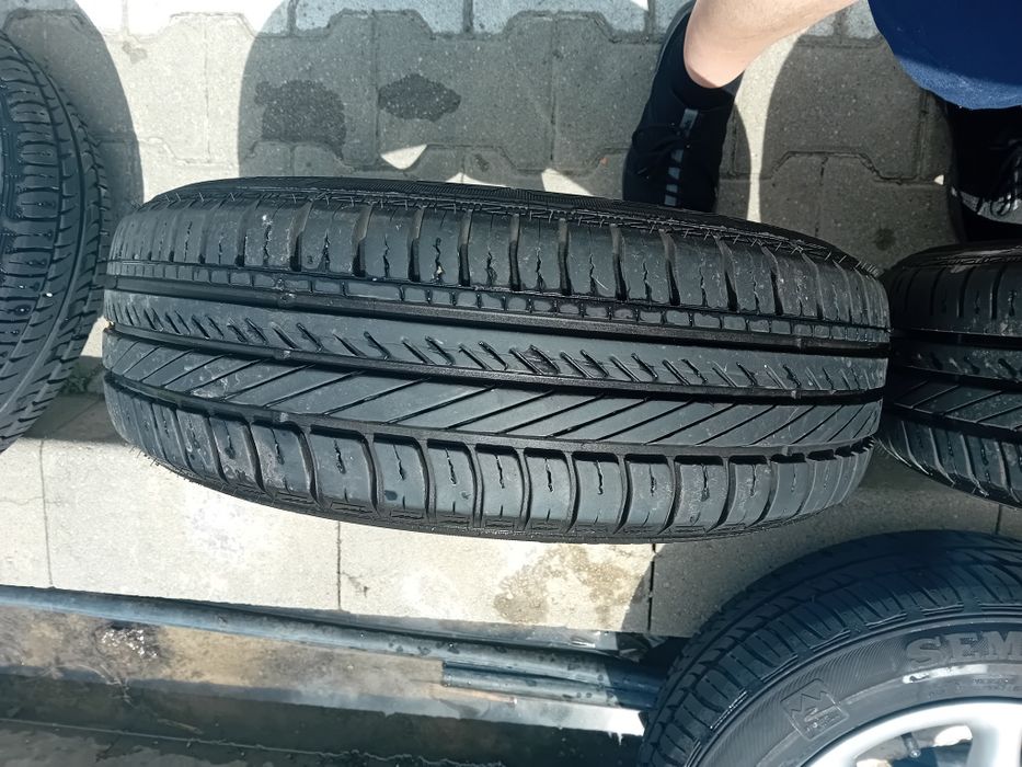 Jante aliaj +anvelope de vară. 2 goodyear, 2 semperit. 175 65 14.