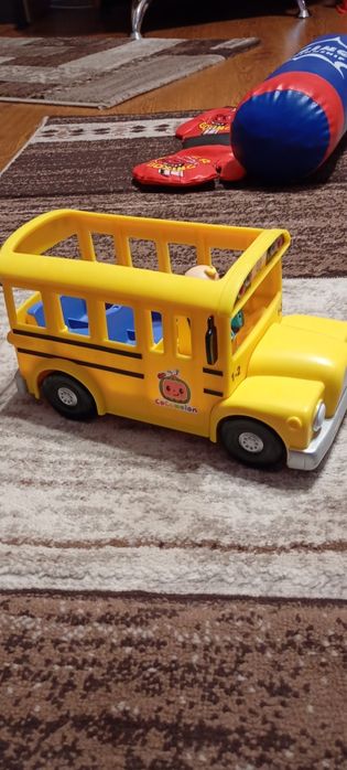 Autobus cu sunete