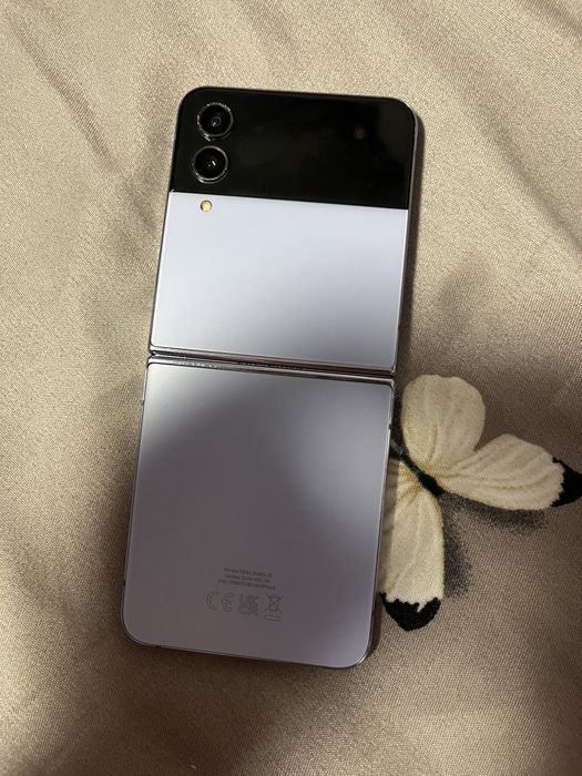 Samsung flip 4 128gb