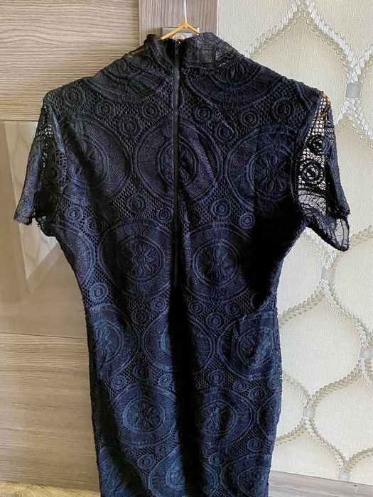 Продаю дорогое турецкое платье из шикарного материала