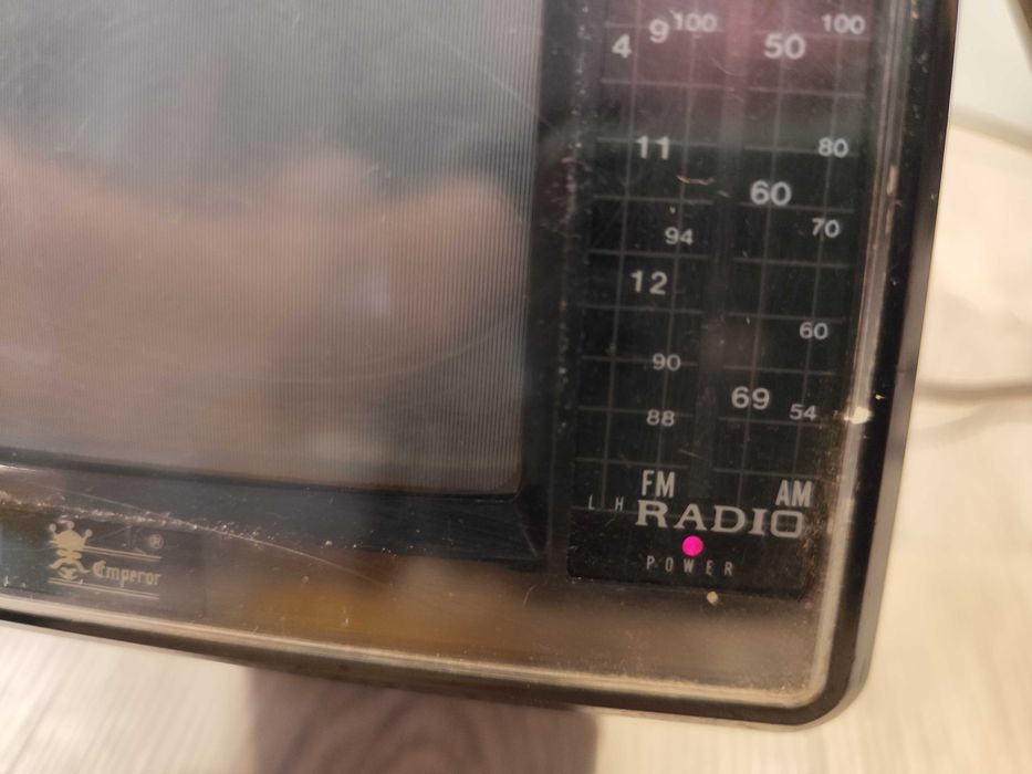 Mini televizor CRT Emperor - defect