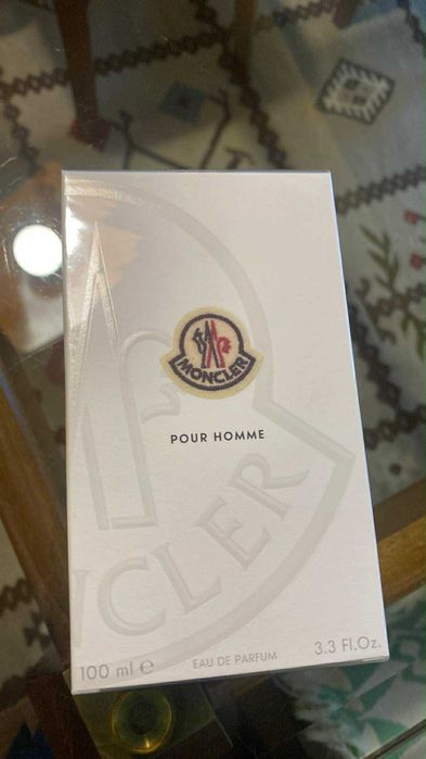 Moncler Pour Homme Парфюмна вода (EDP)