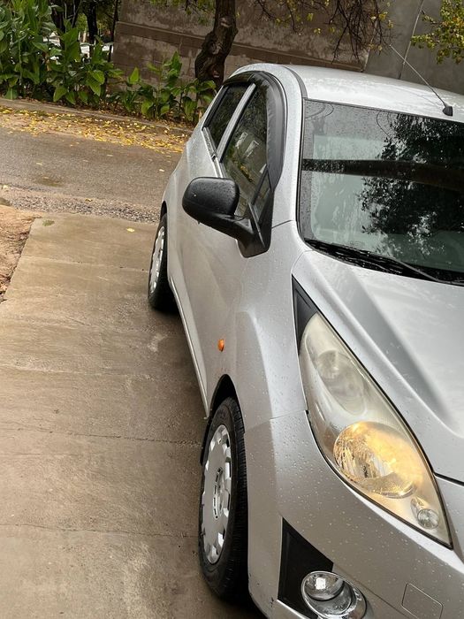 Spark 2011 srochno sotiladi