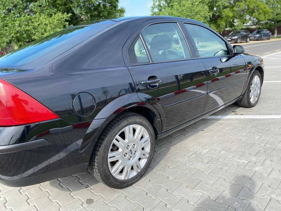 Ford mondeo 2.0tdci 131 cp