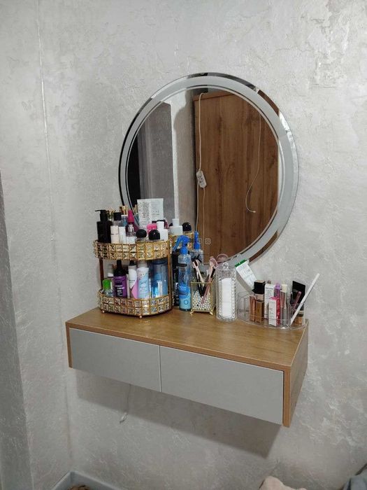 Навесная тумба 2 ящиков. 

435 000 сум