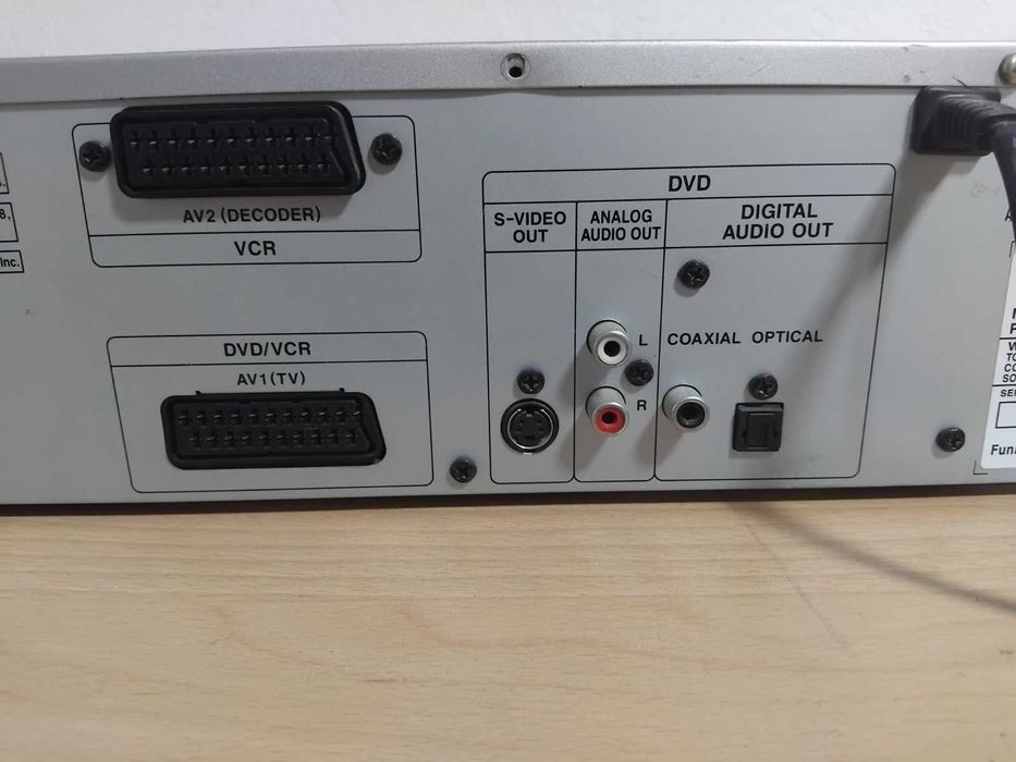 DVD/VHS Комбо FUNAI – по договаряне