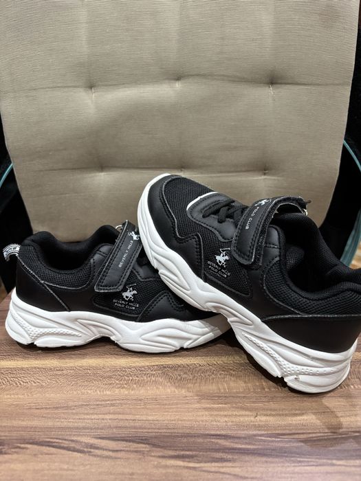 Vand adidasi ptr copii Beverly Hills Polo Club marimea 32