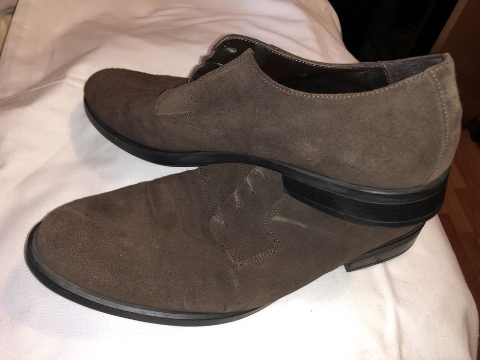 Pantofi din piele