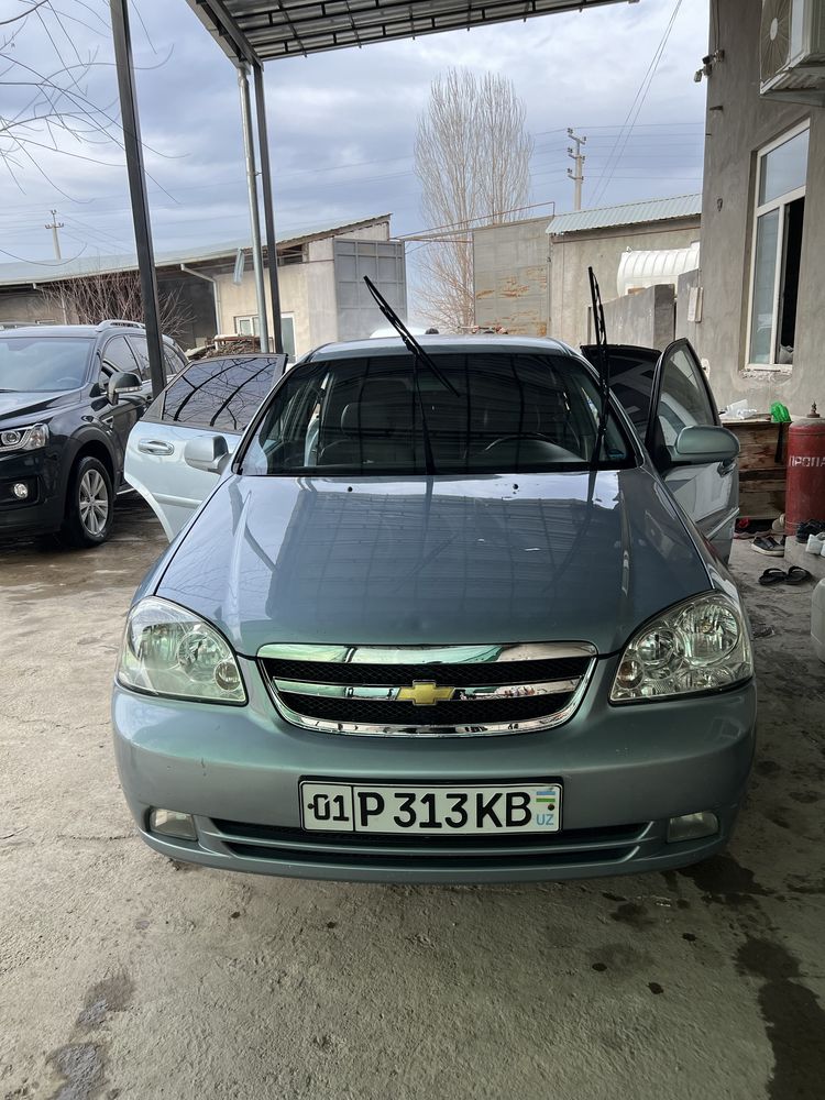 Lasetti 1.8 2011y  166.000 km yurgan. Holati yaxshi