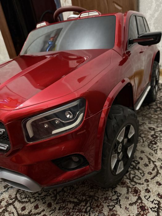 Mercedes Benz bolalar uchun elektromobil