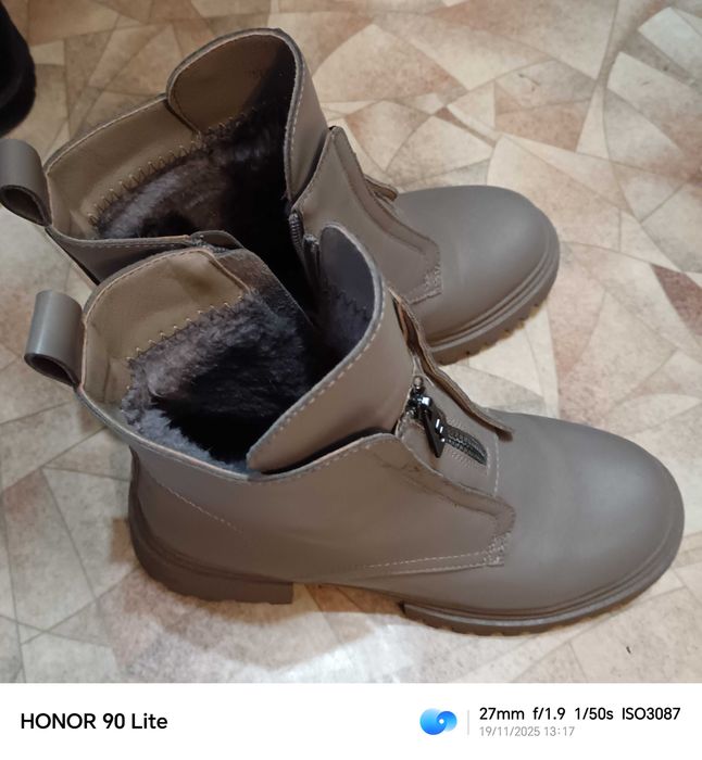 Новые Женские ботинки