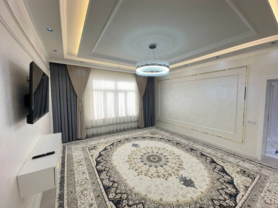 Рудакий кучасида файзли квартира