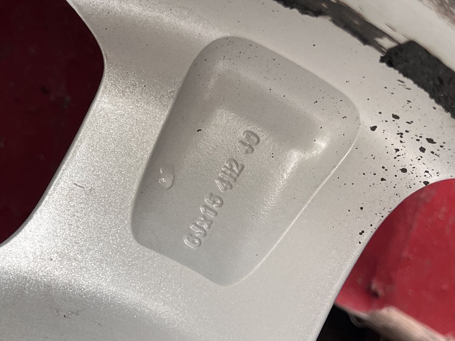 Джанти за Dacia Оригинални 15” 4x100 6j ET40 с зимни гуми Мишелин