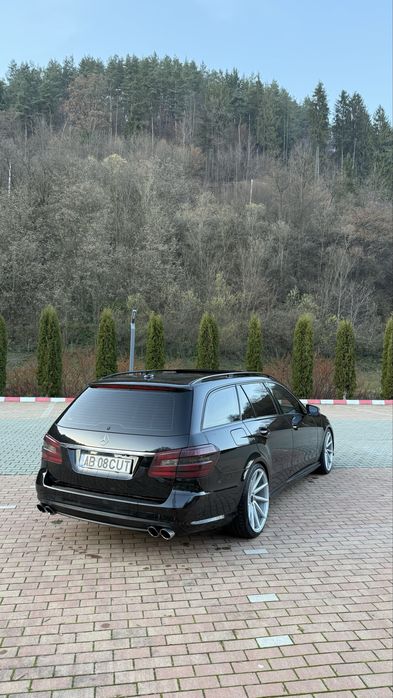 Mercedes E350 E-class