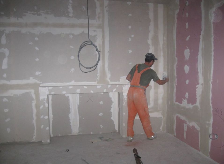 Tencuiala/Glet/Parchet/Lavabila/Ziduri/Rigips/Renovari totale