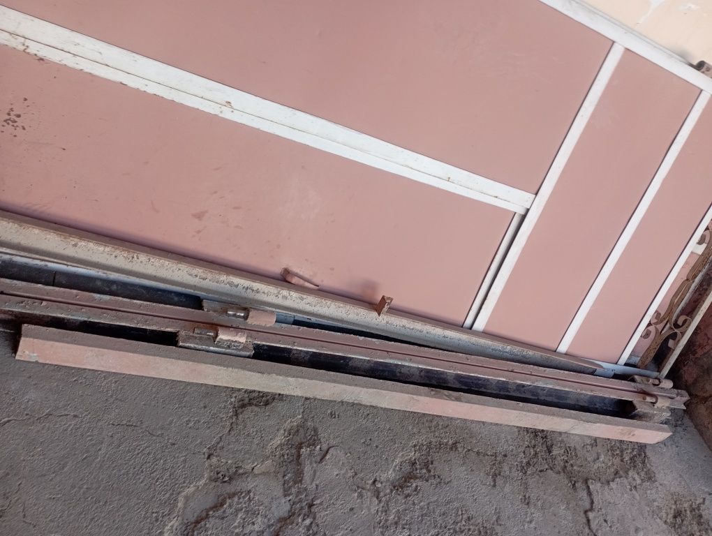Darvoza sotiladi 3 x 4