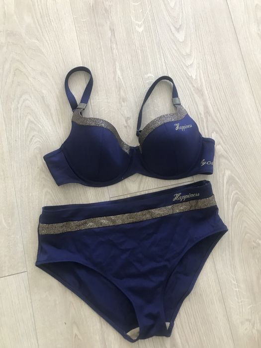 Продам купальник