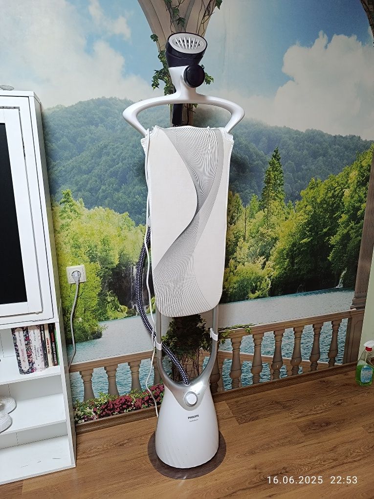 Парна станция PHILIPS GC557/30