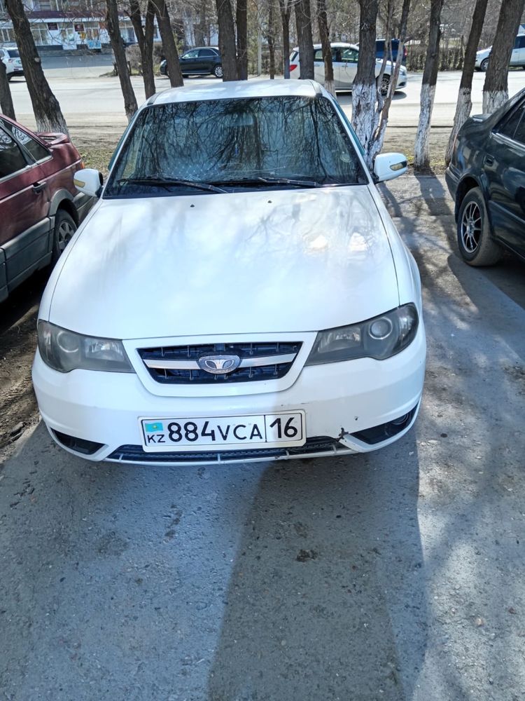 Продам машину Daewoo Nexia