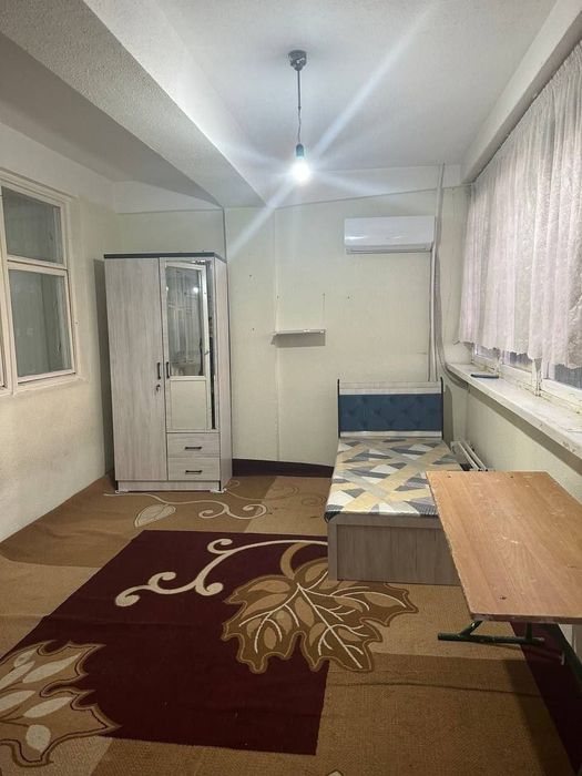 Beruniy metro Toshme yaqinda kvartira bor bezmakler 1 xonali