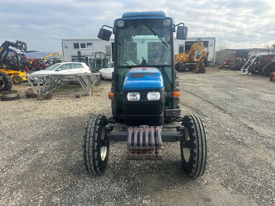 New Holland TN90F