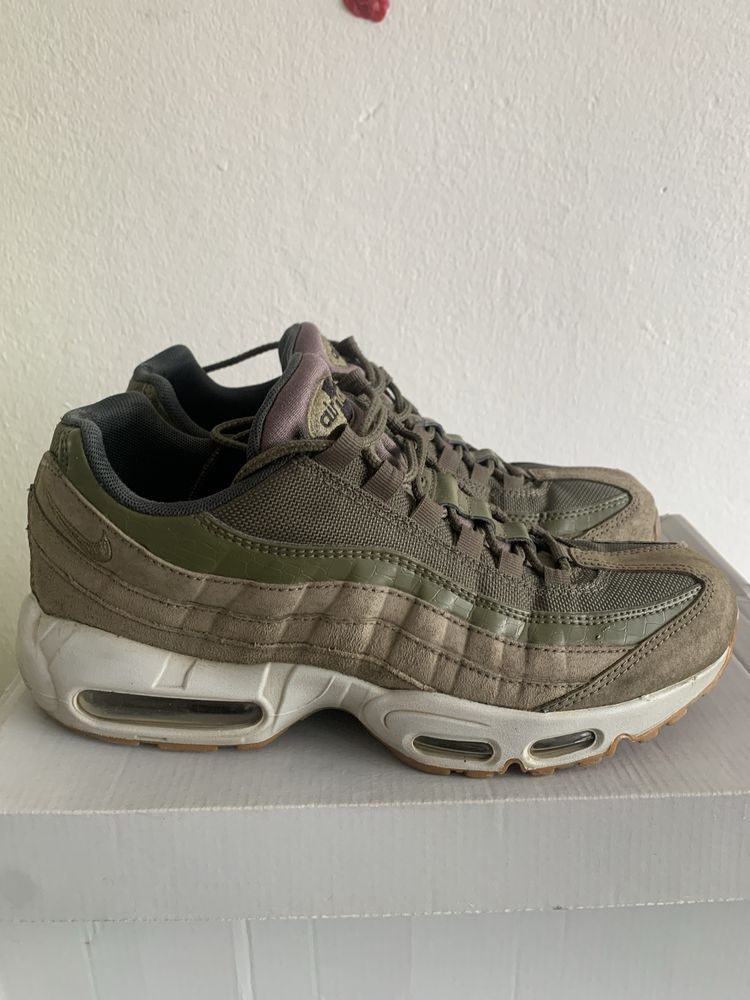 Nike air max 95 kaki