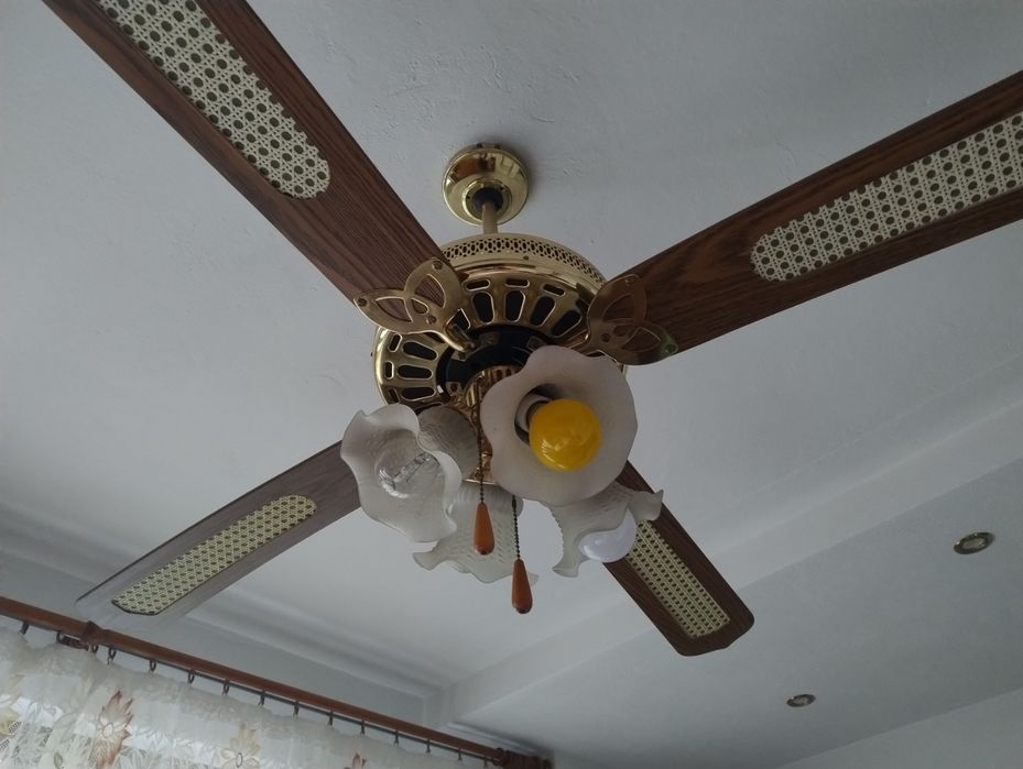 Полилей вентилатор