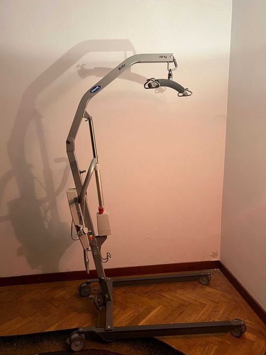 Elevator persoane imobilizate la pat