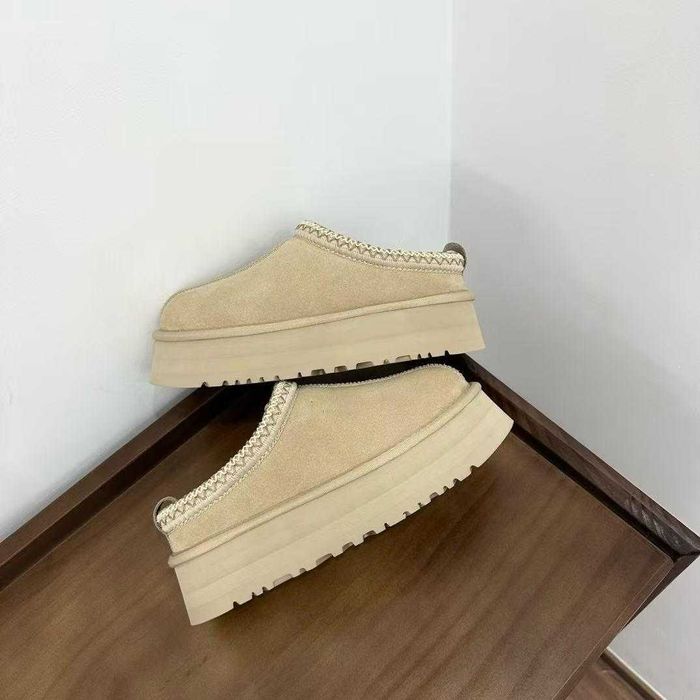 UGG Tazz / papuci / colectie 2025