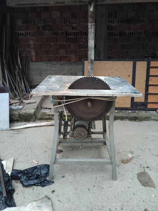 Циркуляр настолен